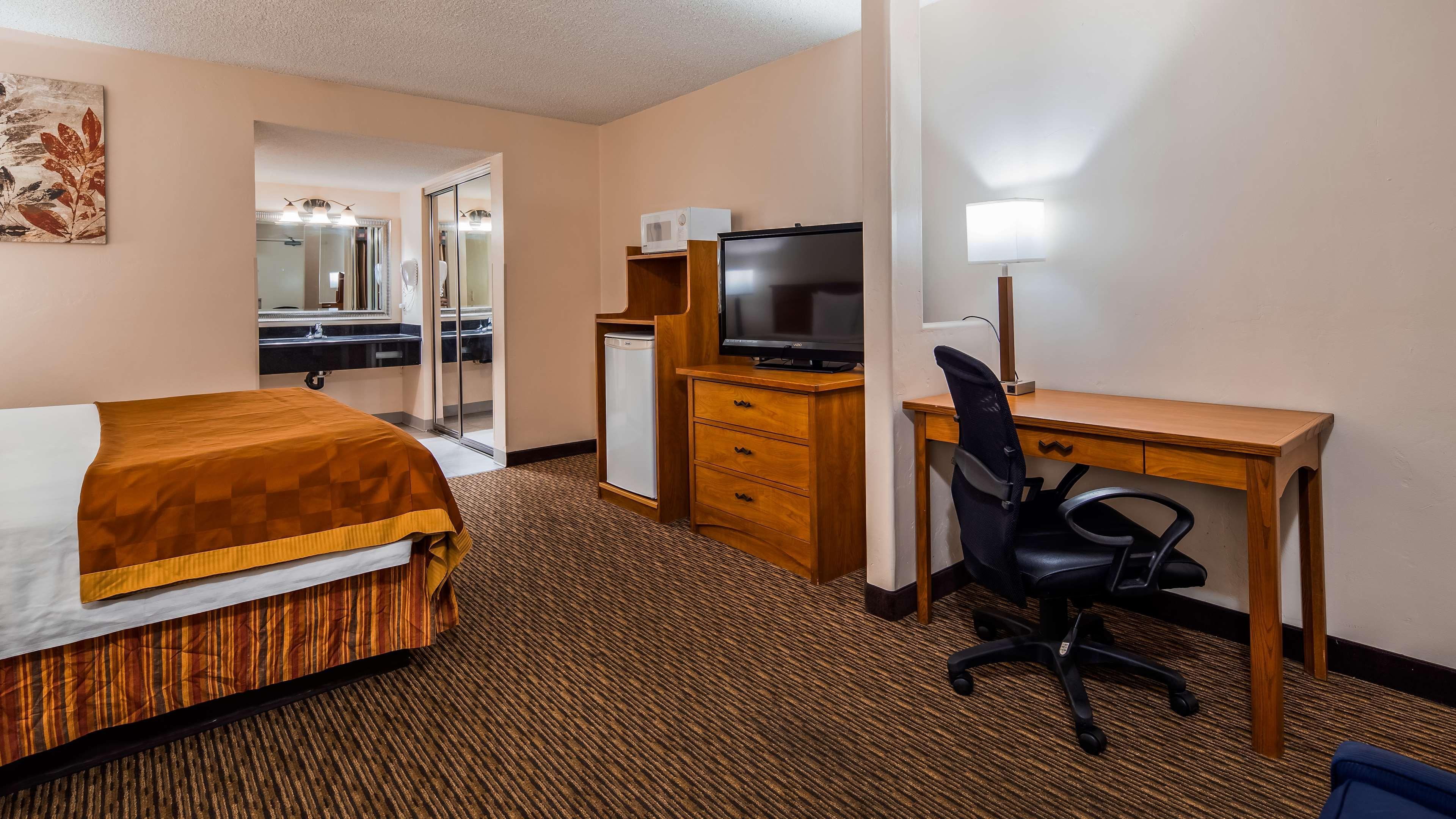 Surestay Hotel By Best Western Tehachapi Bagian luar foto